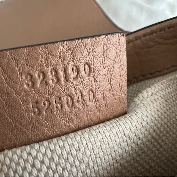 RARE Gucci Soho Tassel Crossbody Bag! - Picture 7 of 16